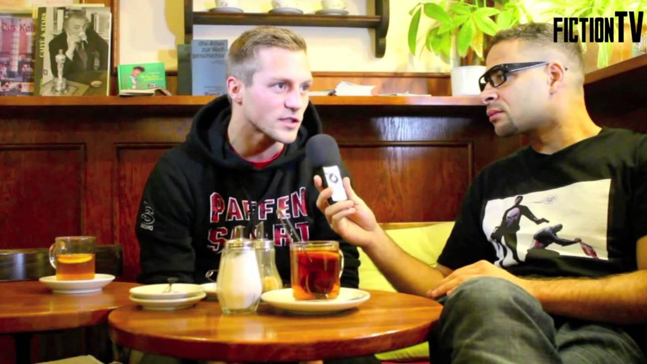 fictionTV präsentiert: STIPPVISITE mit: KONTRA K. Teil 1/4