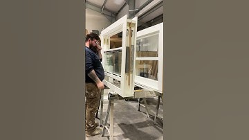 How do sash windows work?