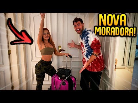 A NOVA MORADORA DA CASA CHEGOU!! [ REZENDE EVIL ]