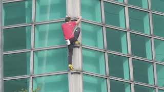 Sacramento Native Scales Taipei 101 Without Safety Gear