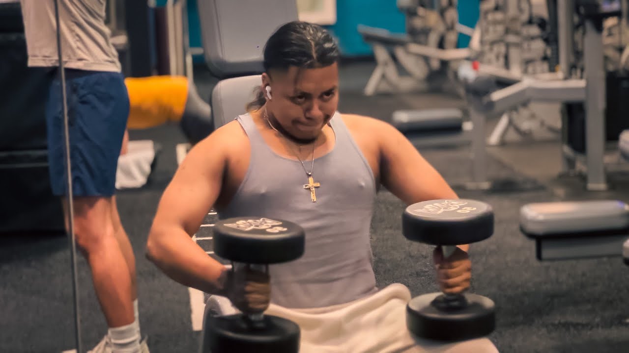 Thinking about going powerlifting (Arm Day) YouTube