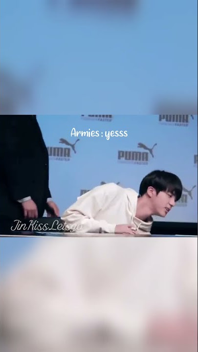 REMEMBER WHEN BTS JIN TAUGHT ARMYs , HOW TO SCREAM HIS NAME ? 😂💜 #jin #shorts