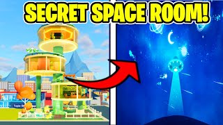 Secret Space Room Hidden In The 7 Story Mansion in Roblox Livetopia