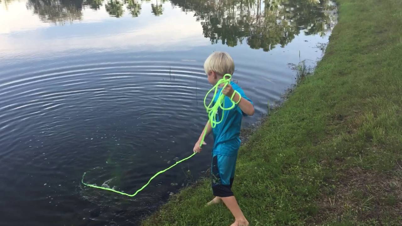 How to throw a cast net by a 6 year old YouTube