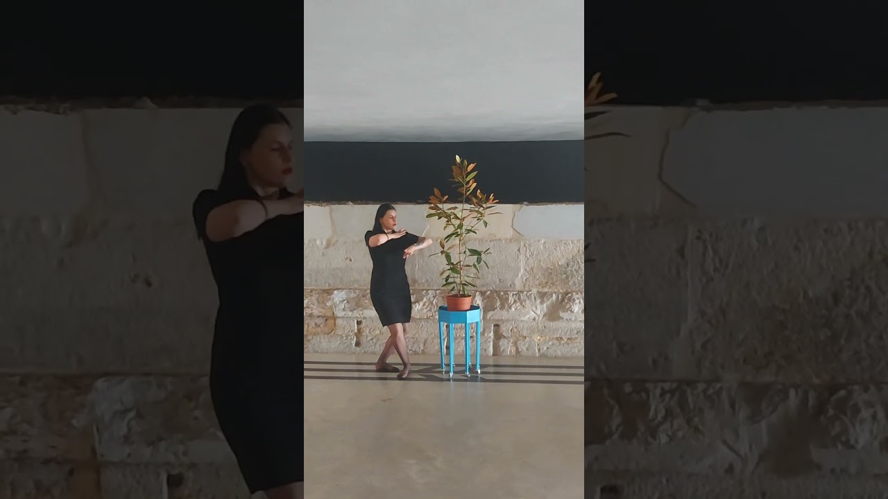 MYSTIC VELVET & MAGNOLIA - BIHEMISPHERIC ART 