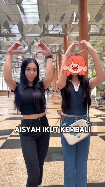 Denada Returns to Indonesia, Brings Aisha Aurum with Her for the First Time. #denada