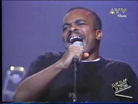 DISSONANCE(GUADELOUPE) EN LIVE: KONSONANS - A/C: Eddy BENJAMIN/Patrice COYO(CHANT)