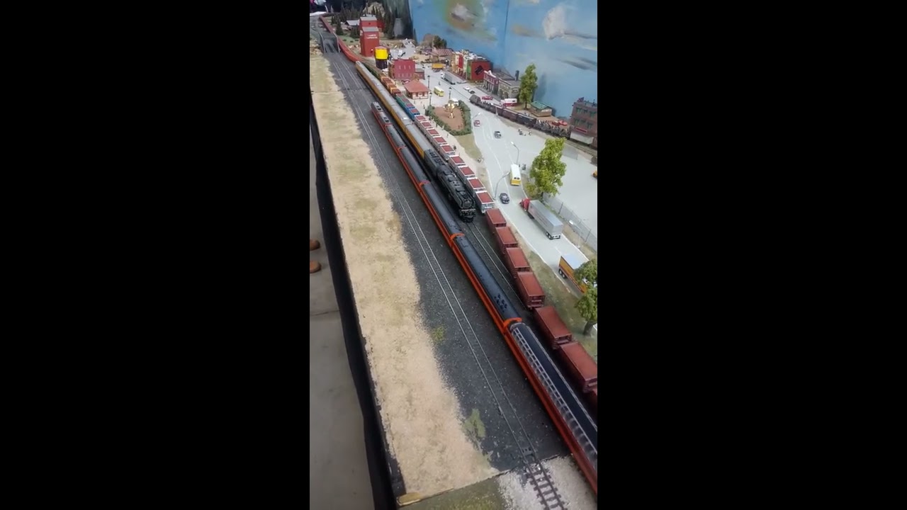 108 Car Iron Ore Train on GermaNTRAK Layout at MVG Museum Munich