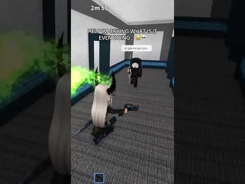 WHAT IS IT DOING… 😭 #roblox #robloxfunny #robloxmemes