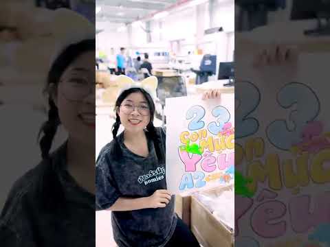 Video Chị Hải Anh làm áo lớp | 2 3 con mực, iu A3 cựcc ????✨ - YouTube