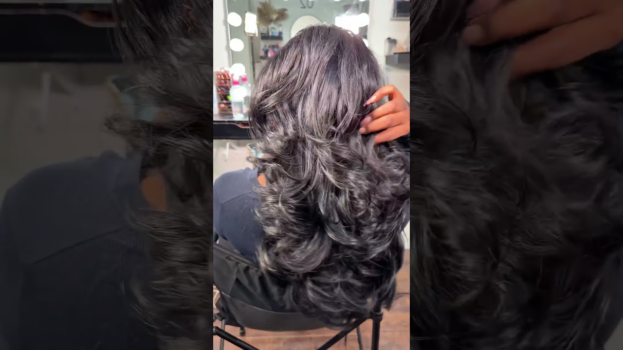 Пышные локоны и многослойная стрижка, которые нам очень нравятся! 