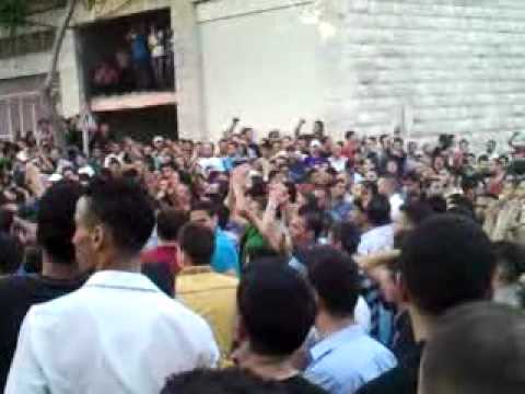 الشعب يريد اسقاط الرئيس الخليل