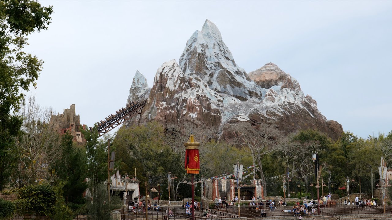 Disney's Animal Kingdom 2025 Sights & Sounds Tour in 4K | Walt Disney World Florida March 2025