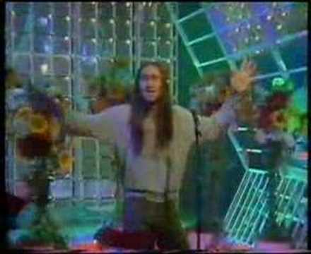 Neil - Hole In My Shoe