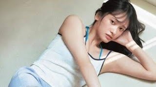 新人俳優・廣岡実夢、人生初グラビアでスタイル抜群の水着姿を解禁　美しい背中も大胆披露