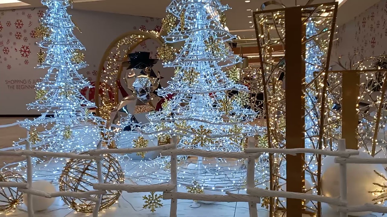Merry Christmas 🤶 🎄 beautifully decorated Mall of Oman Muscat YouTube