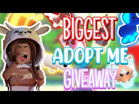 🔴 GIVEAWAY! 🎁 Getting FREE PETS in ADOPT ME! 🐲 (1K SUB)