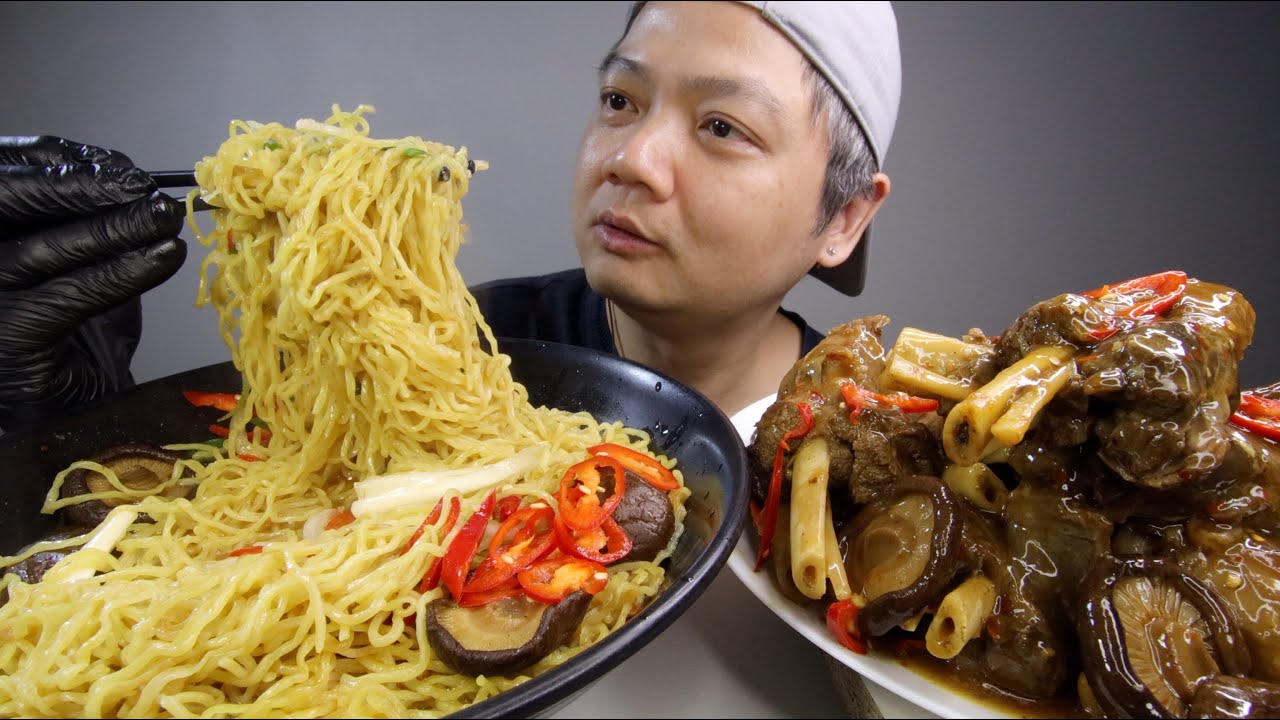 Тушеная козья голень с грибами | Суп с яичной лапшой | Ешь и пей мукбанг | Йен Ан Уонг