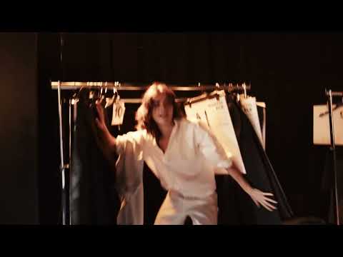 Cool girls wear Mavi. Mavi Spring Summer '25