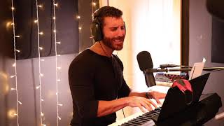 Nick Fradiani - Bryan Adam's Heaven Cover (live) screenshot 5