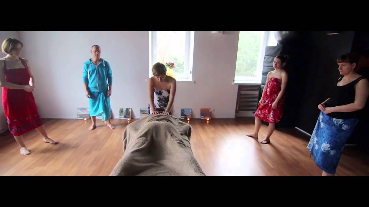 Kurs masażu Lomi Lomi Nui i świadomej pracy z ciałem