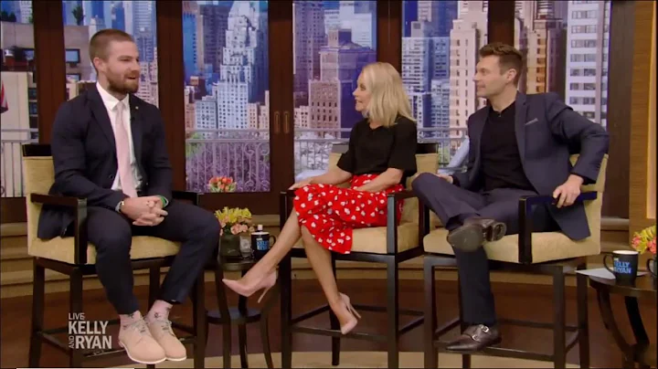 Arrow' (Stephen Amell)  Interview on Live with Kel...