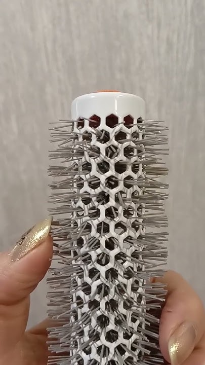 Moroccanoil. Инструмент для укладки волос. брашинг для укладки волос ...