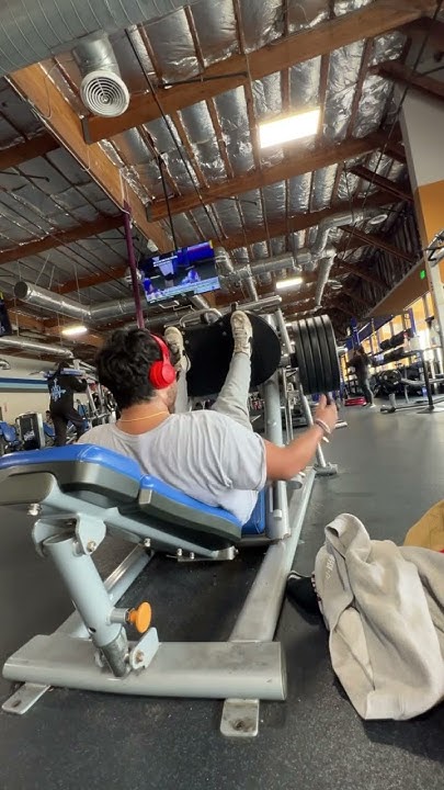 5-45-s-plates-on-each-side-how-much-weight-is-that-idk-math-lol-youtube