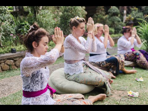 Video: De beste yoga-retraites op Bali