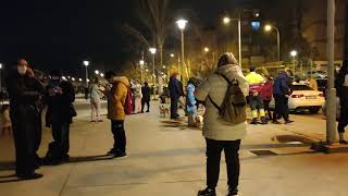 Una sucesión de terremotos en Granada saca a la gente a las calles en plena noche
