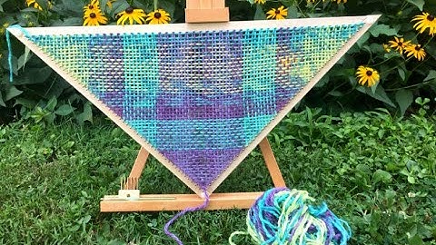 Triangle Loom Weaving