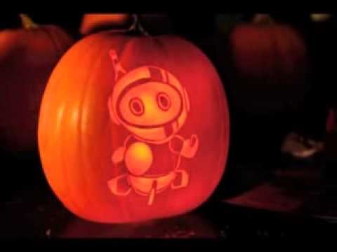 Maniac Pumpkin Carvers introduce the $100 Logix Pumpkin Carving Contest