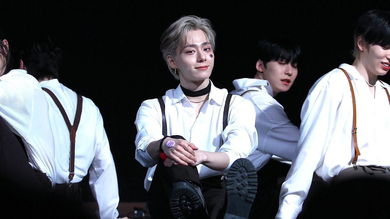 230513 원어스 환웅 - ERASE ME 직캠 @사운드웨이브 팬사인회