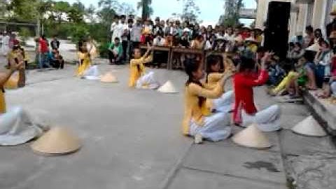 SỢI NHỚ SỢI THƯƠNG Lớp 10X Múa THPT Tắc Vân