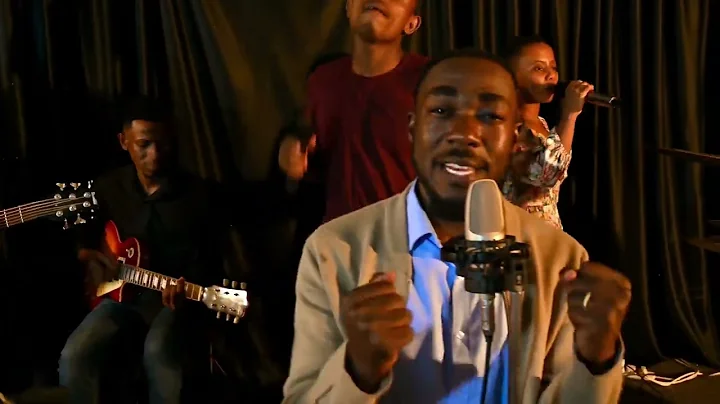 Roland Robert-Yesu Una Nguvu (Unpluged Video)
