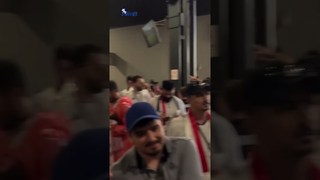 "اليوم نبقى للصبح".. مشجعون عراقيون يهتفون تحت العاصفة الرعدية