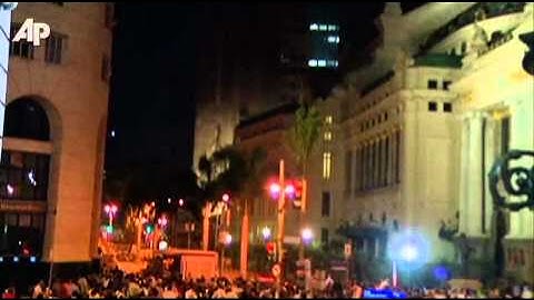 Raw Video: Building Collapse in Brazil