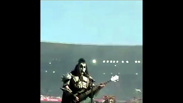 Gene Simmons Extreme Lip Sync Fail #music #kiss #lip sync #fail