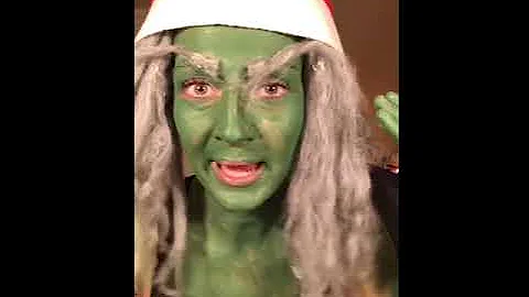 Grinch Makeup Tutorial after Special Treats