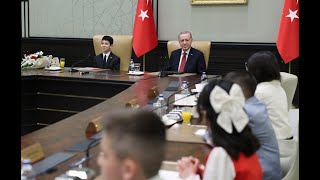 Cumhurbaşkanımız Erdoğan, Millî Eğitim Bakanı Tekin ve beraberindeki çocukları kabul etti