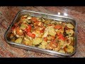 Muslos de pollo al horno con verduras