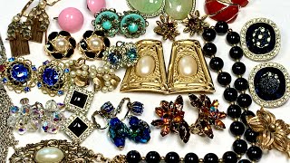 😁 Vintage Costume Jewelry Haul 🚗 SCORE! 🎉 14k Gold, Givenchy! Rhinestones! &MORE! 🔷 Unboxing!