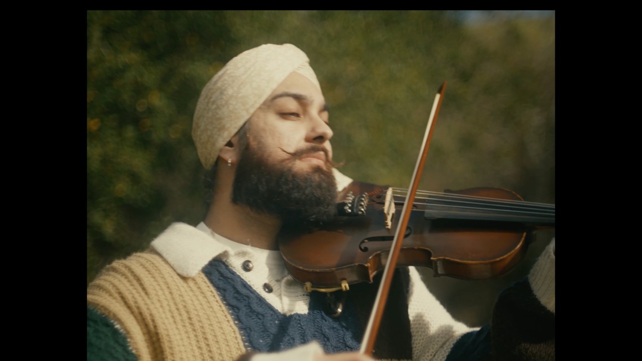 Guarda raaginder - rangde | be:coming (Official Music Video) su YouTube Guarda raaginder - rangde | be:coming (Official Music Video) su YouTube