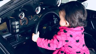 💕💓❤️Chloe examines the interior of my Starion‼️❤️💓💕