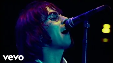 Oasis - Champagne Supernova (Live From Knebworth '96)
