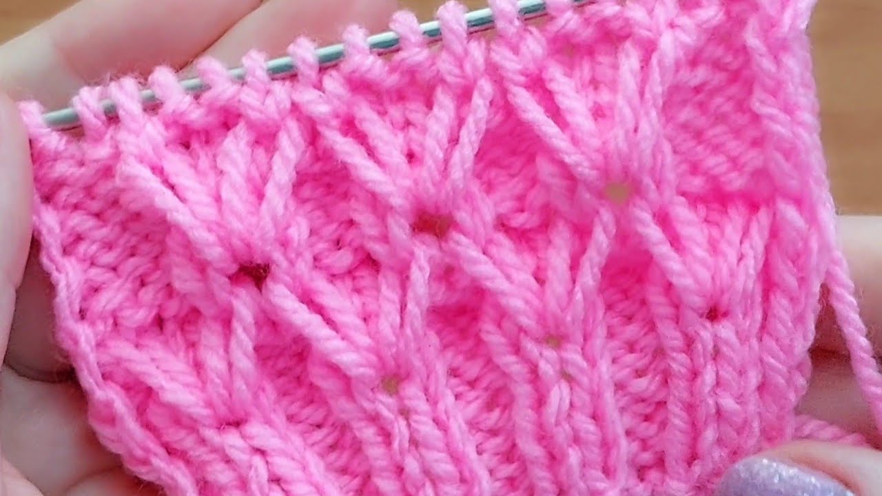 Beautiful knitting pattern.