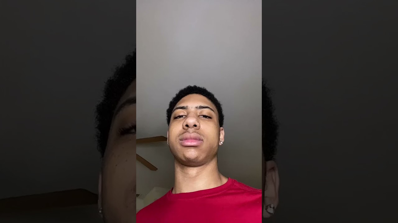 Pouring Molten Metal into a Watermelon: Online Reaction