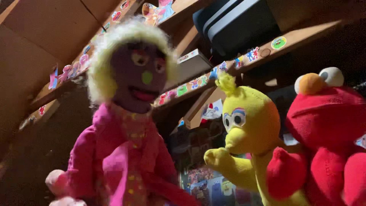 She’ll Be Coming 'Round the Mountain - YouTube