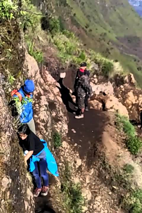8600 Hantu Gunung Merbabu HD Terbaik