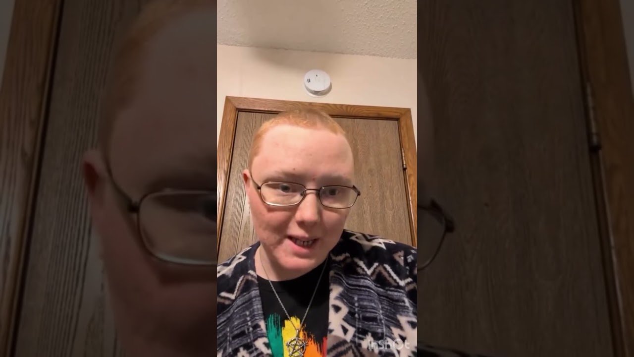 Почему люди в «открытых отношениях» всегда выглядят так?